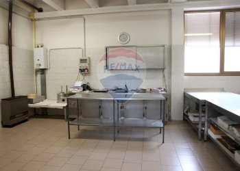 Commercial Activity via risorgimento, Lurago Marinone - photo 8