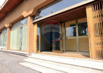 Commercial Activity via risorgimento, Lurago Marinone - photo 26