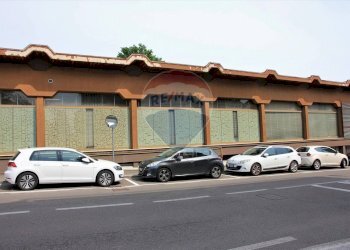 Commercial Activity via risorgimento, Lurago Marinone - photo 28