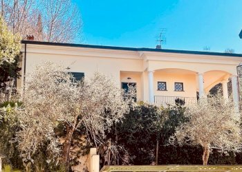 Immagine WhatsApp 2025-03-20 ore 11.46.16_e8e5c5e4 - Villa Sarzana - foto 26