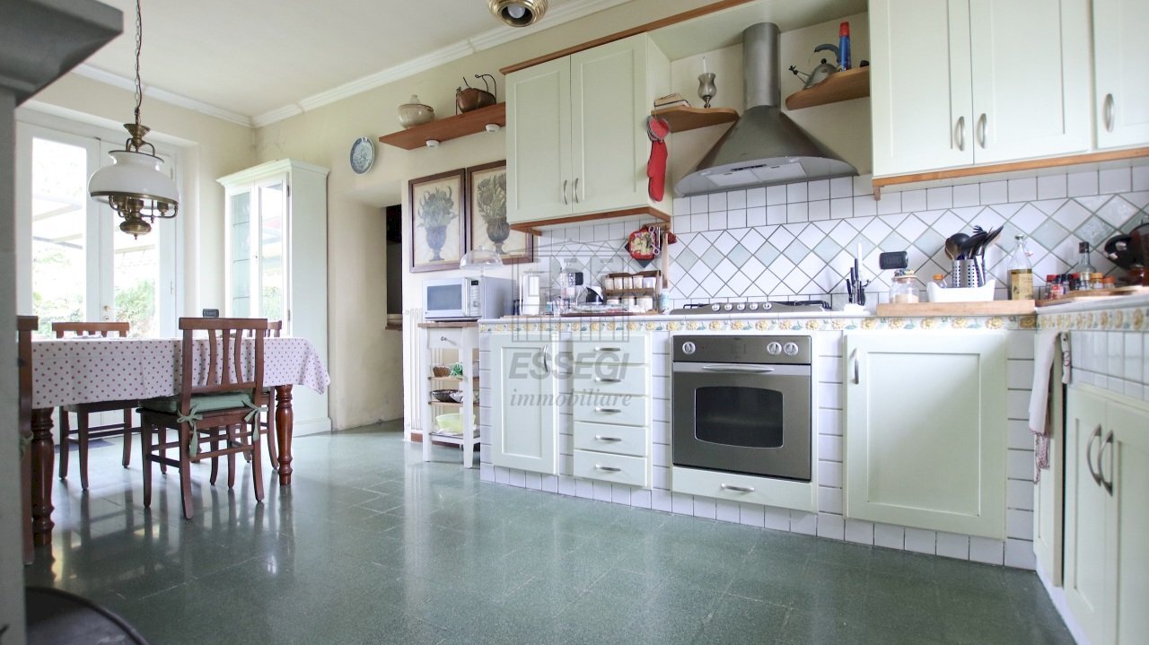 vendesi villetta indipendente con giardino privato - Villa Via dei Berti, Lucca - foto 3