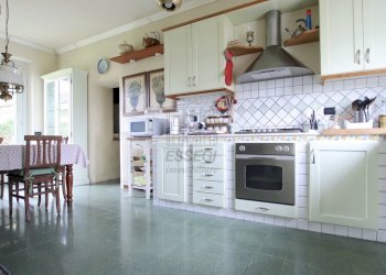 vendesi villetta indipendente con giardino privato - Villa Via dei Berti, Lucca - foto 3