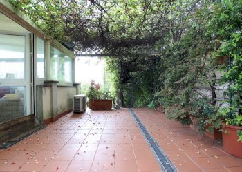 vendesi villetta indipendente con giardino privato - Villa Via dei Berti, Lucca - foto 28