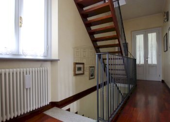 vendesi villetta indipendente con giardino privato - Villa Via dei Berti, Lucca - foto 30