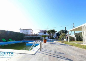 Esterno - Villa via Sequoie, Leporano - foto 6