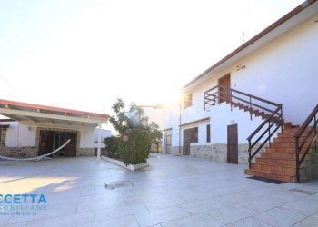 Esterno - Villa via Sequoie, Leporano - foto 8