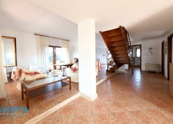 Salone - Villa via Sequoie, Leporano - foto 21