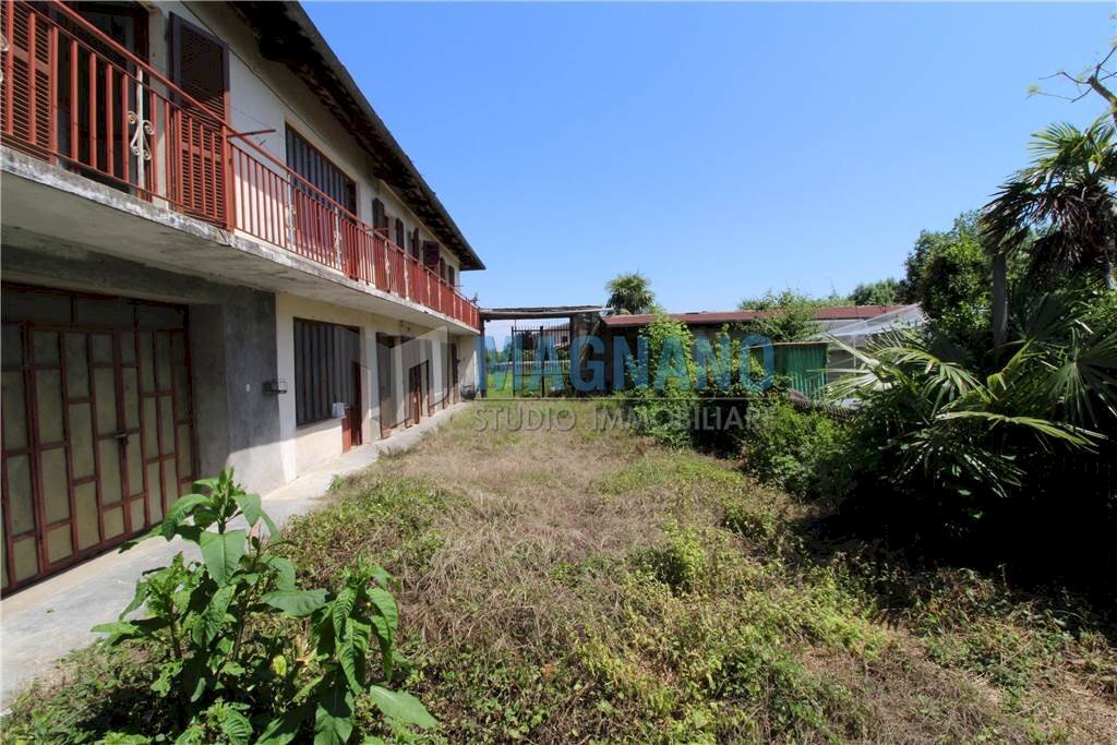 Rustic Campiglione Fenile - photo 3