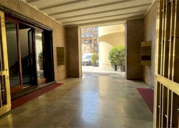 Appartamento Via Roma, 366, Torino (zona Centro) - foto 2