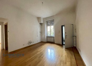 Bilocale Via Bartolomeo Eustachi, Milano - foto 3