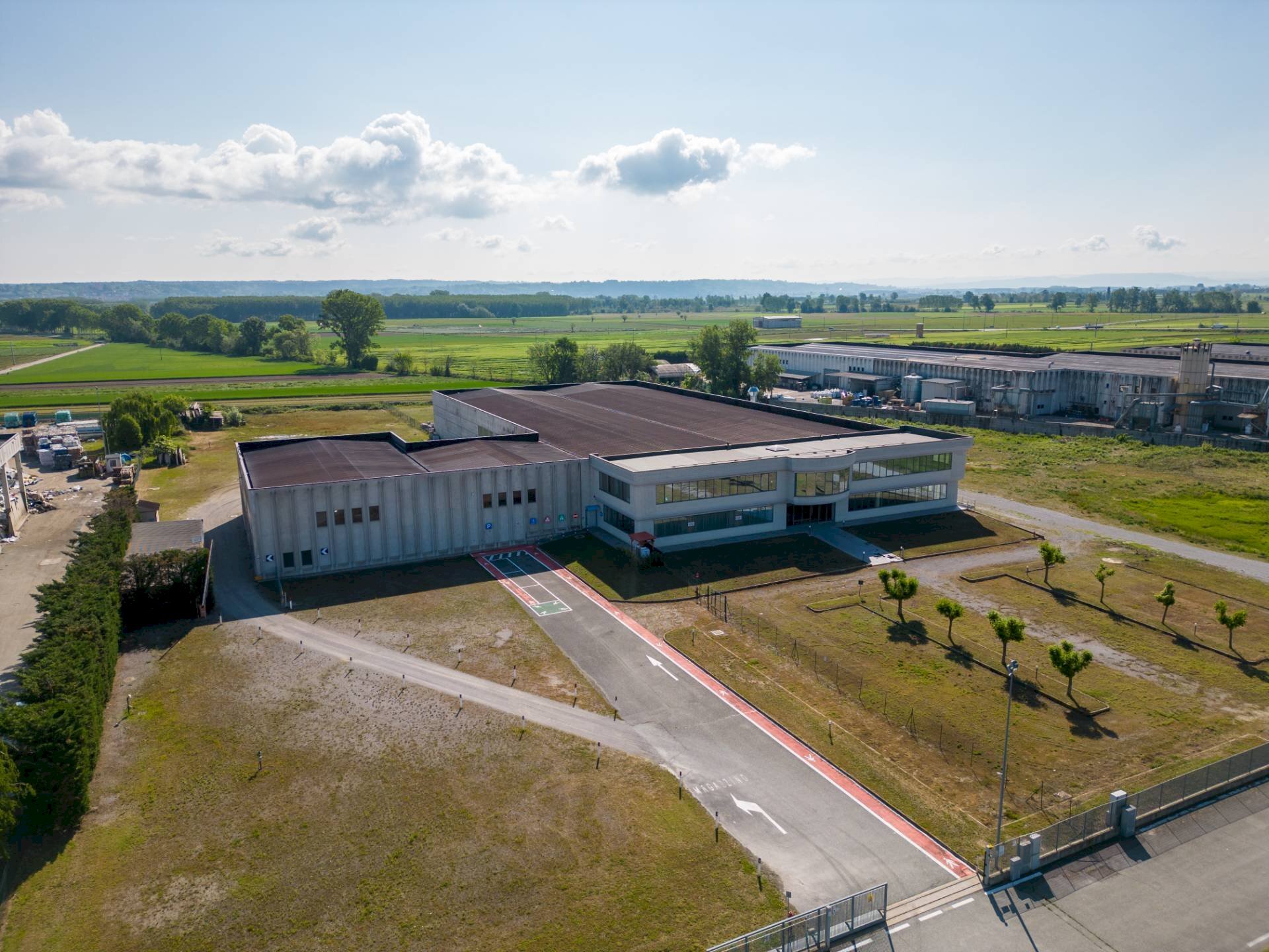 Capannone Strada della Maniga, Sommariva del Bosco - foto 2