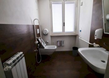 20220413_165240.jpg - Ufficio Via per Corte Ceccotti, Lucca - foto 6