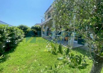 4.jpg - Trilocale Sarzana - foto 8