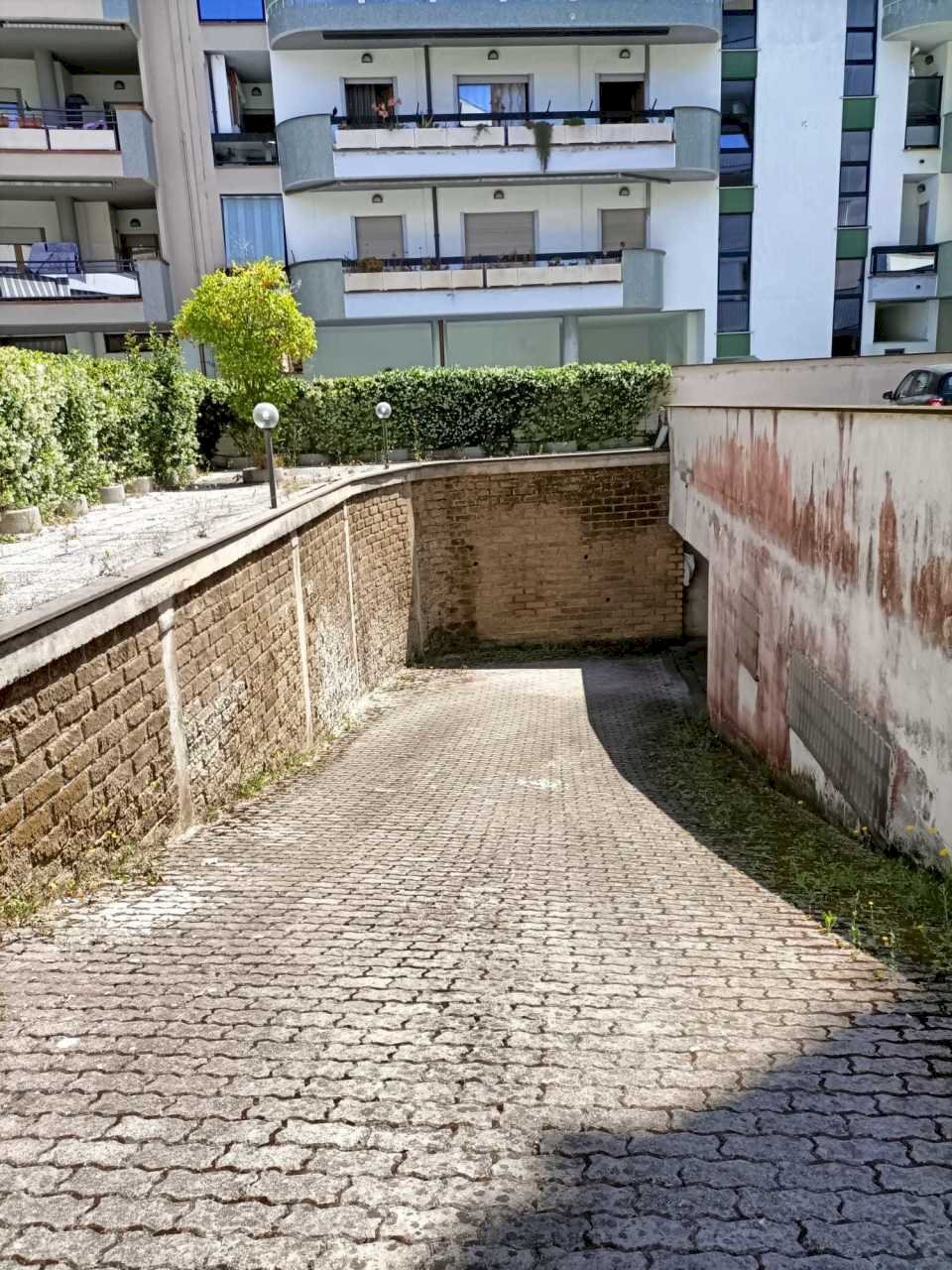 5468bef0-6a28-492a-ab09-3fe83644718d.jpg - Box Via Montegrappa, Nettuno - foto 3