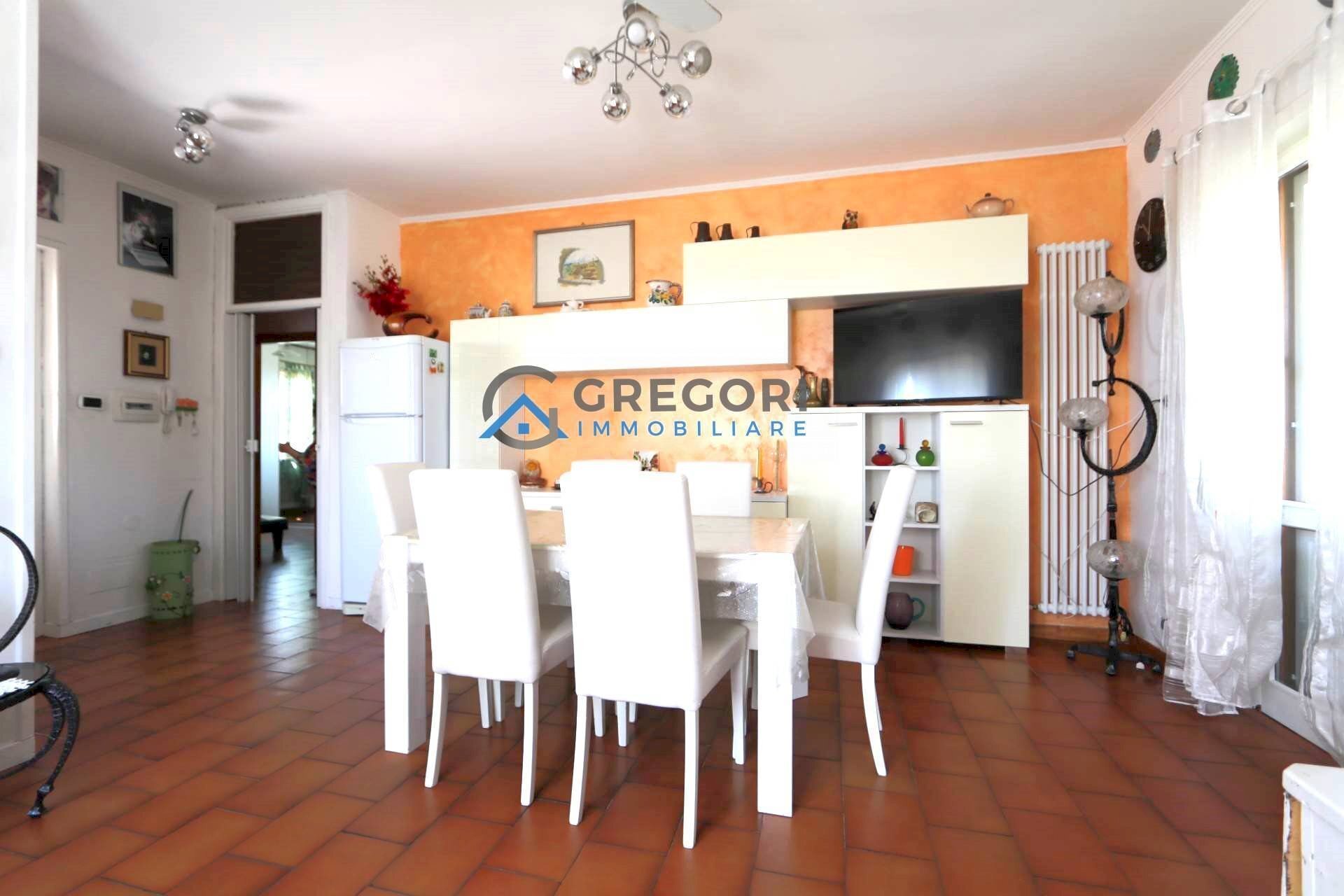 Casa indipendente via Del Semaforo, Martinsicuro - foto 1