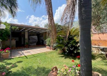 Villa via Strada Statale 113 Ovest, Carini - photo 2