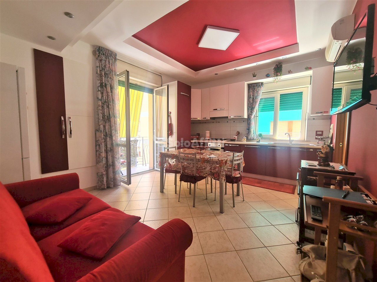 20220905_121427.jpg - Three-room apartment Catanzaro - photo 1
