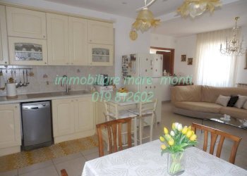Villa a Schiera Savona (zona Villetta) - foto 2