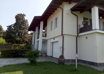 Villa via Altipiano, Porto Valtravaglia - foto 6