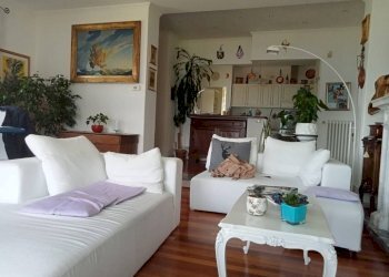 Villa via Altipiano, Porto Valtravaglia - foto 20