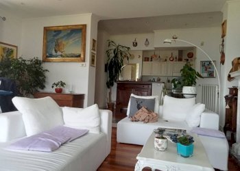 Villa via Altipiano, Porto Valtravaglia - foto 32