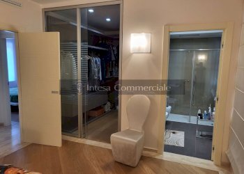cabina armadio - Attico Brescia (zona Centro Storico) - foto 12