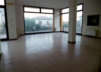 Interno - Locale Commerciale Zermeghedo - foto 4