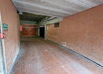 accesso box via san felice molassana genova.jpg - Box Via San Felice 3B, Genova - foto 2