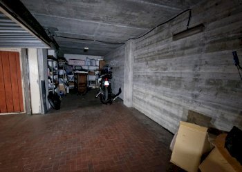 interno 3 box via san felice molassana genova.jpg - Box Via San Felice 3B, Genova - foto 6