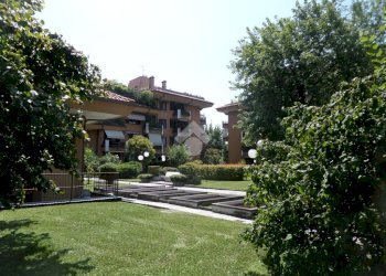 Apartment Via Giacomo Matteotti, Peschiera Borromeo - photo 22