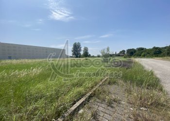 IMG_9641.jpeg - Terreno edificabile Via Germania, Occhiobello - foto 1