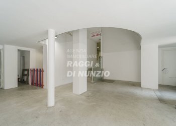 07.JPG - Locale Commerciale Piazza del Gesù 19, Frascati - foto 10