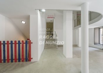 06.JPG - Locale Commerciale Piazza del Gesù 19, Frascati - foto 11