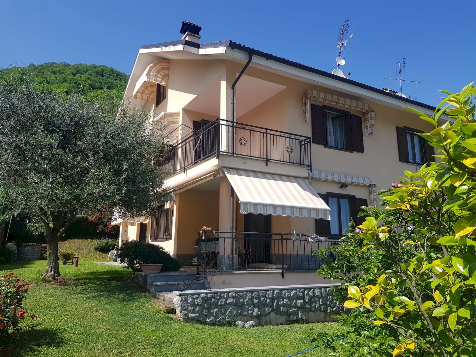 Villa via Pracastel, 10, Torre Pellice - foto 1