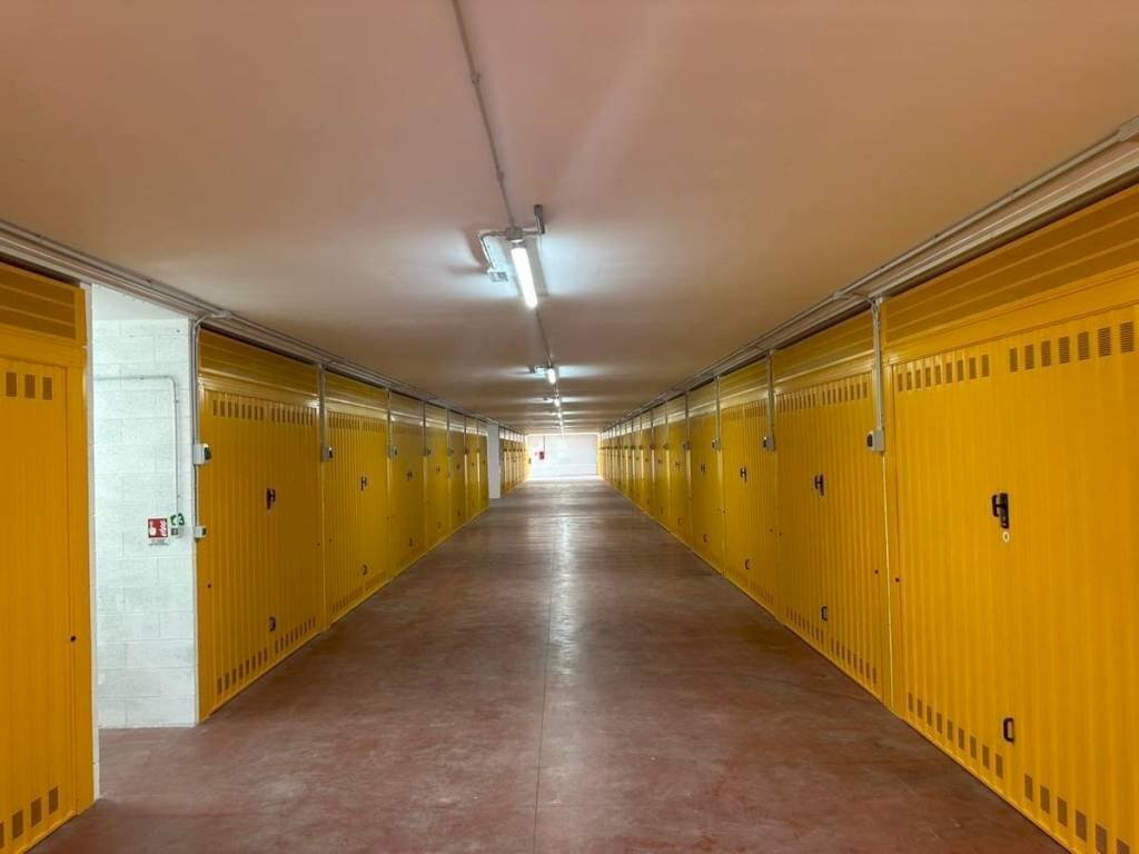 corsia box - Box via Giacomo Soliman, Genova (zona Sestri Ponente) - foto 1