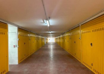 corsia box - Box via Giacomo Soliman, Genova (zona Sestri Ponente) - foto 1