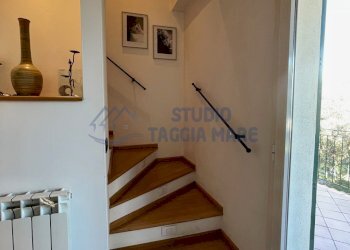 Scala Interna soggiorno.jpg - Villa Galleria Terre Bianche, San Lorenzo al Mare - foto 28