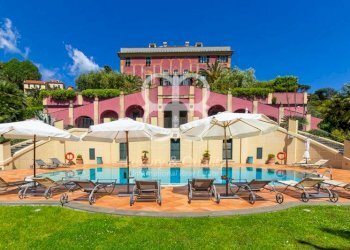 Vista - Quadrilocale via Antonietta Massuccone Mazzini, 56, Genova (zona Bolzaneto) - foto 1