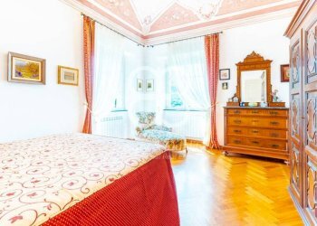 Camera da letto - Four-room apartment via Antonietta Massuccone Mazzini, 56, Genova (neighborhood Bolzaneto) - photo 16