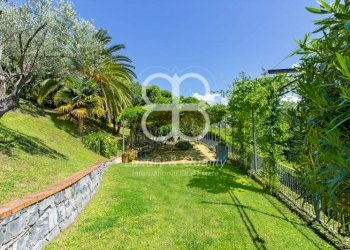 Giardino - Quadrilocale via Antonietta Massuccone Mazzini, 56, Genova (zona Bolzaneto) - foto 22