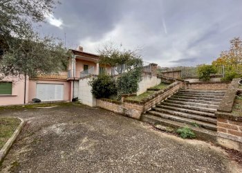 Villa Bucchianico - photo 1