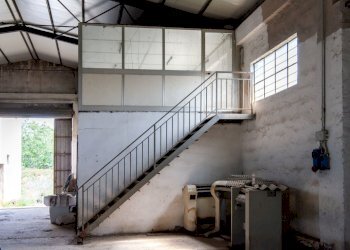 scala soppalco (2).jpg - Locale Commerciale Selargius - foto 21