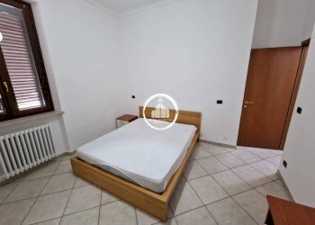 Camera da letto - Non-buildable land via Coppa d'Oro, 5, Bra - photo 9