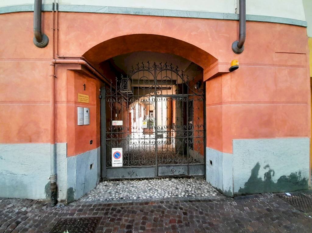 Box via Giovanni Gavazzeni, 1, Sondrio - photo 3