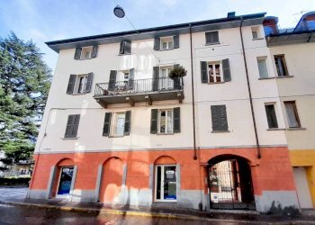 Box via Giovanni Gavazzeni, 1, Sondrio - foto 1