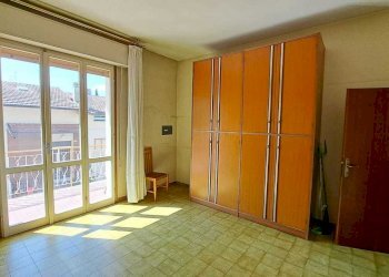 camera...jpg - Appartamento via Adige  40, Pesaro - foto 16