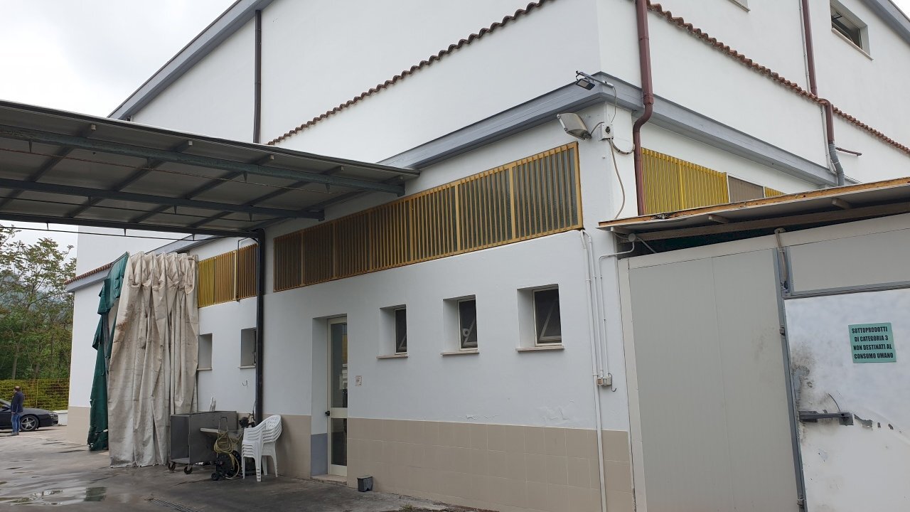 facciata - Capannone Bolognano - foto 2