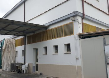 facciata - Capannone Bolognano - foto 2