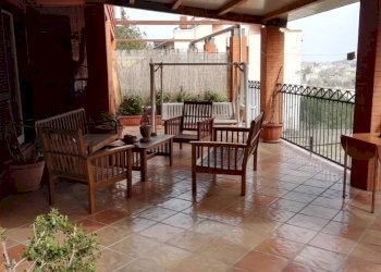 Three-room apartment Mendicino - photo 1