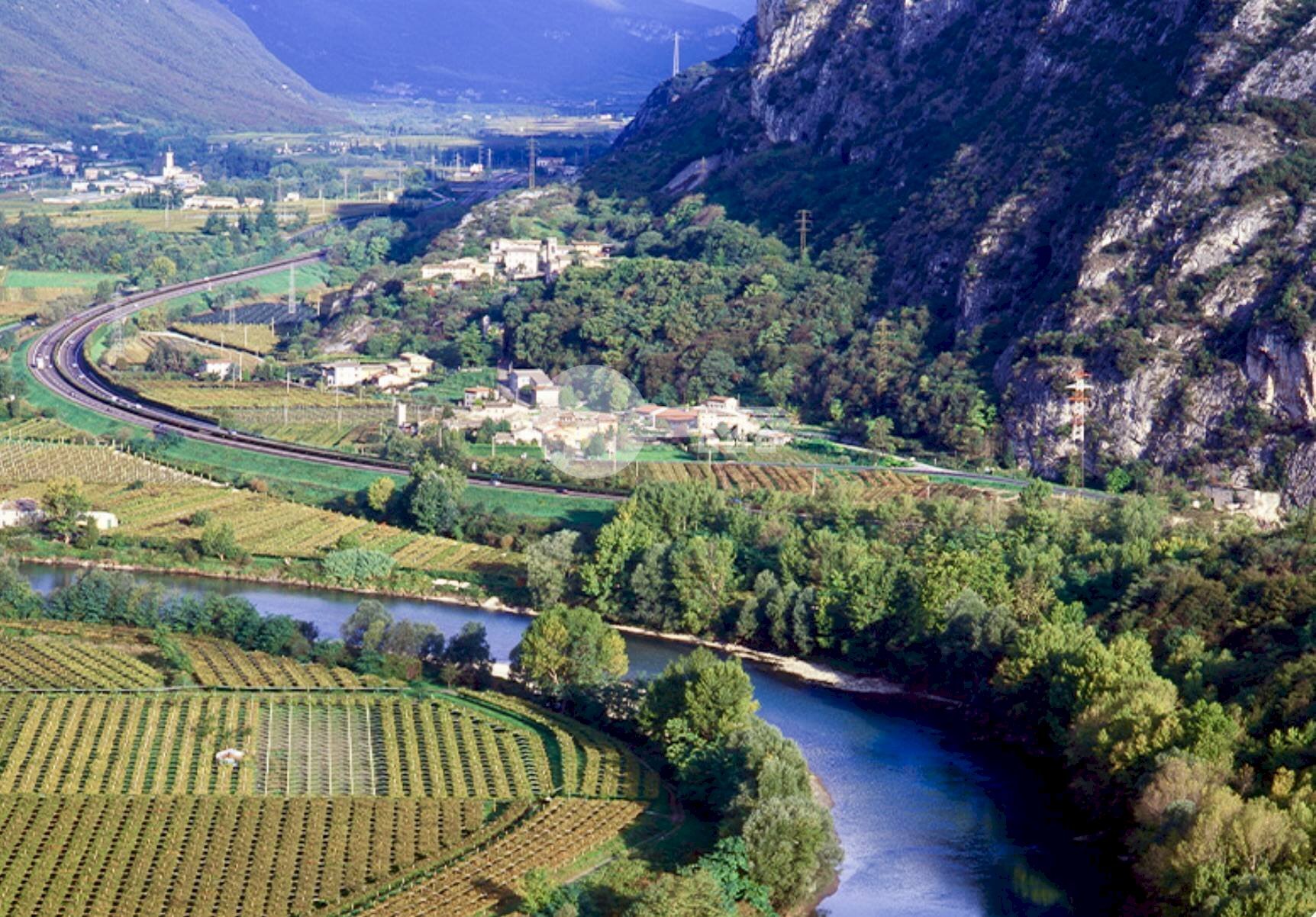 Agricultural land Strada della rocca, Rivoli Veronese - photo 1